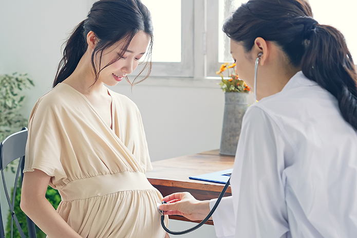 妊婦 妊婦はカフェインの摂取時に注意が必要！ どの程度なら摂取して ...